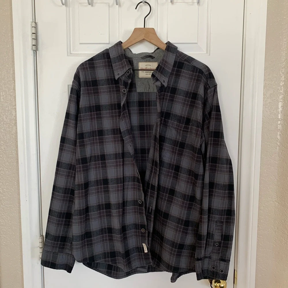 Weatherproof button up flannel - Picture 1 of 5